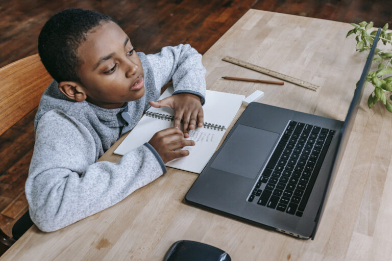 Incorporating Technology into Homeschooling: Examining how technology can be used to enhance the homeschooling experience.